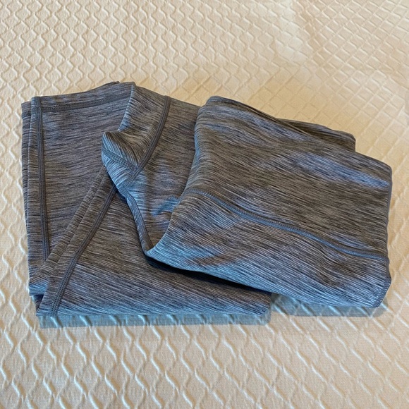 GAP Heathered Gray Women's Crop Leggings. - Picture 3 of 9